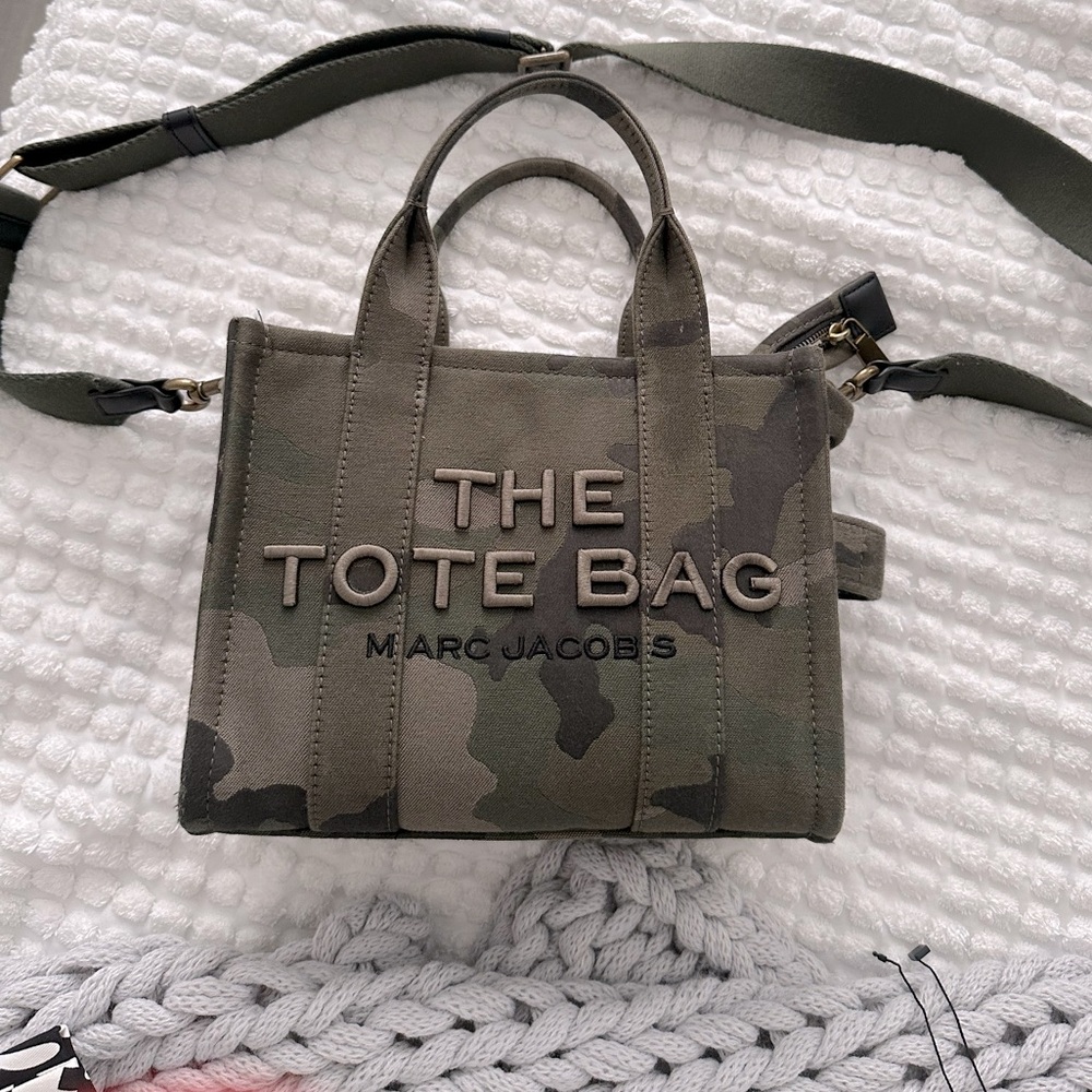 Marc Jacobs “The tote bag” small
